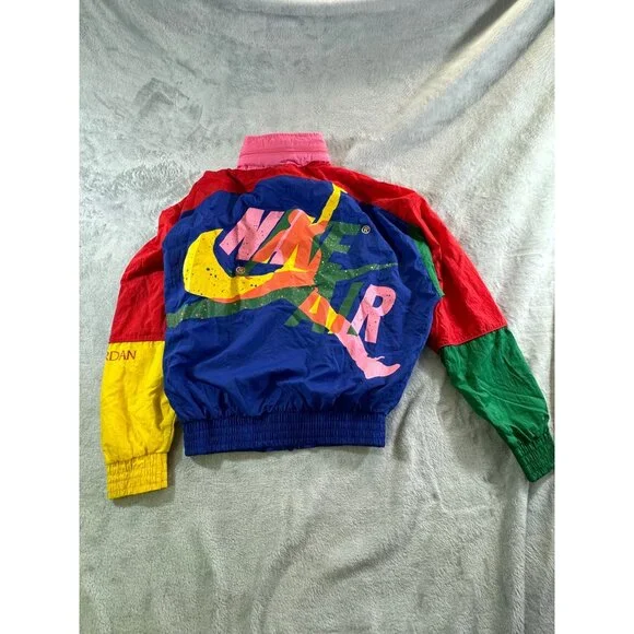 Nike airJordan XSmall jumpman Classic multicolor Winbreaker with hood